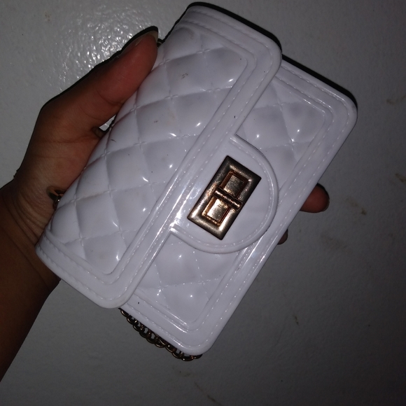 Mini Chiq Hand size Pocketbook - Picture 6 of 9